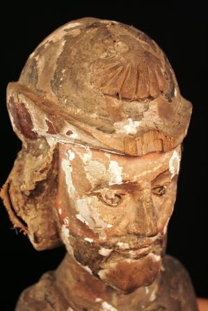 Tête de la statue de Saint Jacques le Majeur, XVe siècle, Musée d'art et d'histoire d'Albertville, dépôt de la commune de Thénésol. Crédit photo Laurent COLIN / KOALA. Tête de la statue de Saint Jacques le Majeur, XVe siècle, Musée d'art et d'histoire d'Albertville, dépôt de la commune de Thénésol. Crédit photo Laurent COLIN / KOALA.