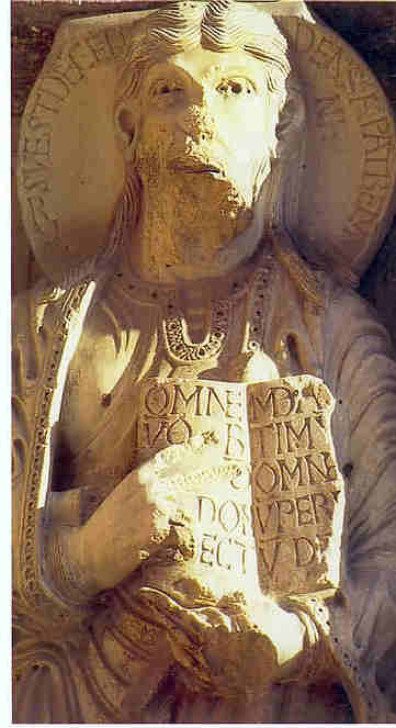 Le Majeur présente l'Epître à Saint-Gilles du Gard