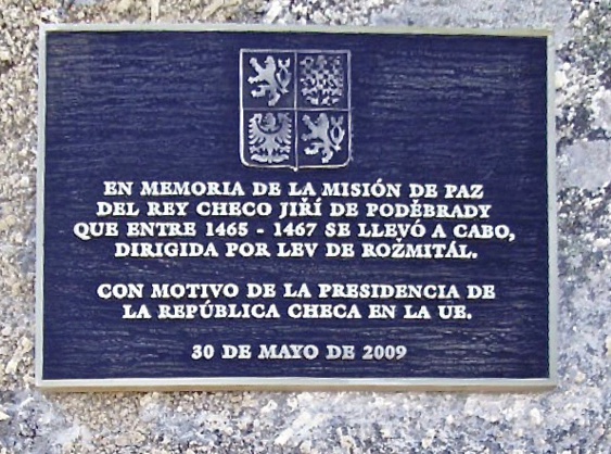 Plaque mémorial du passage de Léon de Rozmital Plaque mémorial du passage de Léon de Rozmital