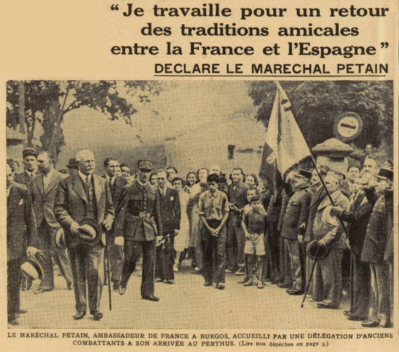 Pétain salué par des anciens combattants à son passage du Perthus Pétain salué par des anciens combattants à son passage du Perthus