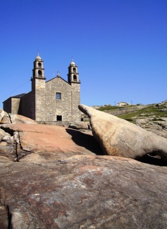 La " pedra dos cadris " et le sanctuaire