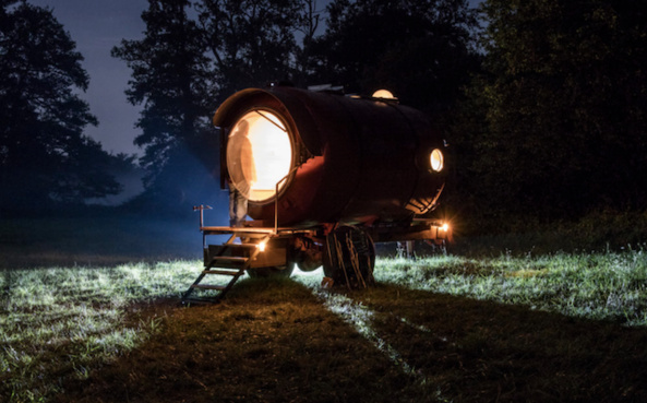 La citerne-lit de Felzins, (Fred Sancère et Encore Heureux architectes) La citerne-lit de Felzins, (Fred Sancère et Encore Heureux architectes)