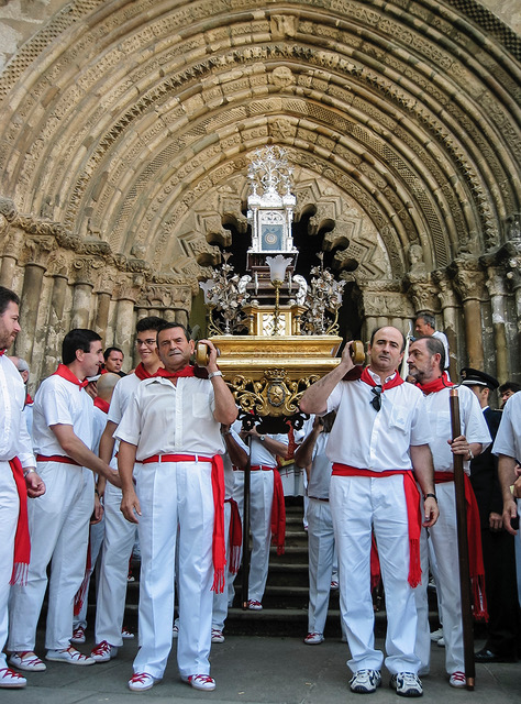 Procession Estella, le dimanche 3 août 2003 (Cl Javier Beruete)