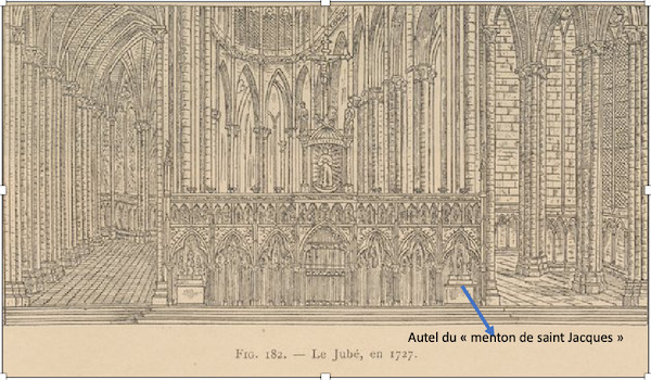 A droite, dans le jubé, l'autel contenant une relique de saint Jacques A droite, dans le jubé, l'autel contenant une relique de saint Jacques