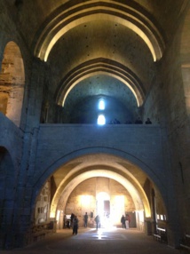 Saint-Pierre de Maguelonne, vue intérieure Saint-Pierre de Maguelonne, vue intérieure