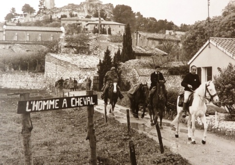 Henri Roque au départ d'Eygalières Henri Roque au départ d'Eygalières
