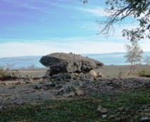 Le dolmen de Pech-Laglaire (Lot) a-t-il vu passer des pèlerins de Compostelle avant 1999 ? Le dolmen de Pech-Laglaire (Lot) a-t-il vu passer des pèlerins de Compostelle avant 1999 ?