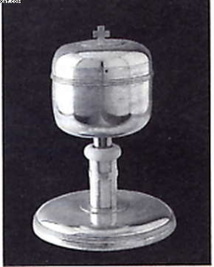 Le " calice du Maréchal " (musée de la cathédrale) Le " calice du Maréchal " (musée de la cathédrale)