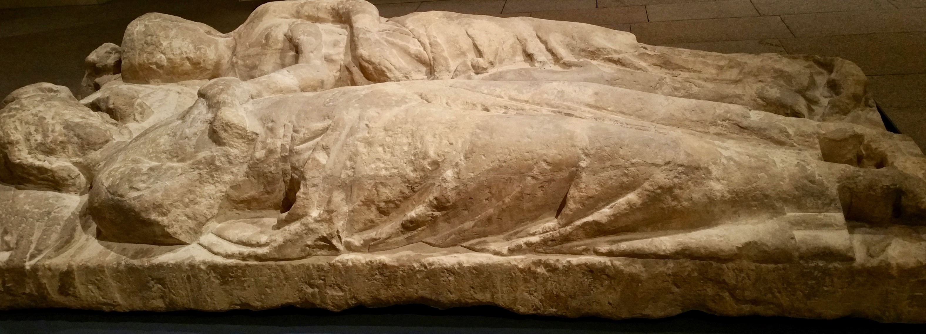 Le gisant dit du " Bon mariage ", musée de Limoges