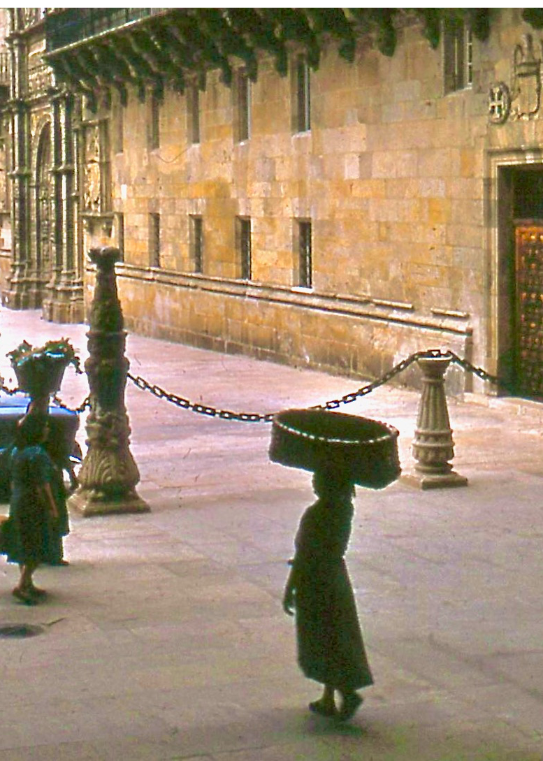 Galiciennes place de l'Obradoiro