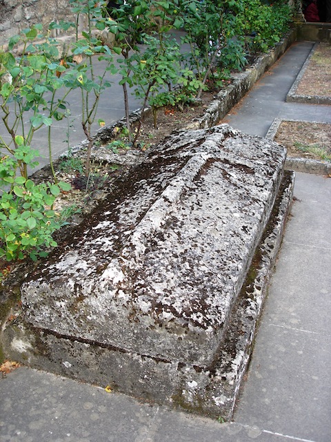 Tombeau de l'évêque