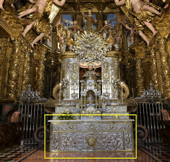 L'emplacement du cénotaphe,  (cl. Miguel Taïn) L'emplacement du cénotaphe,  (cl. Miguel Taïn)